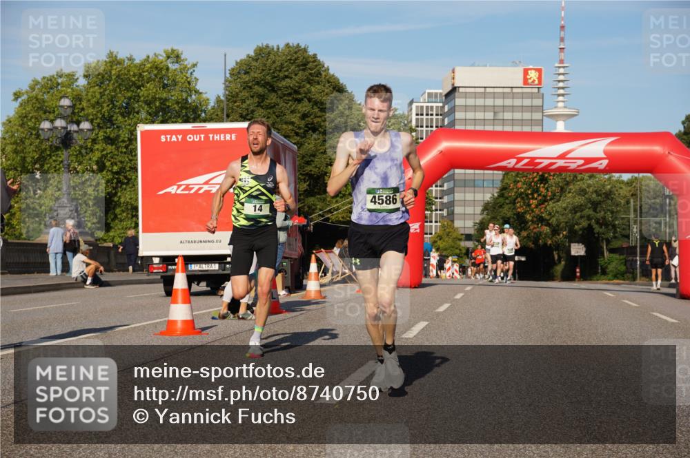 07.09.2025 - BARMER Alsterlauf Yannick Fuchs http://msf.ph/oto/8740750 07.09.2025 09:27:38 Laufen 1, 4586, 14 meine-sportfotos.de