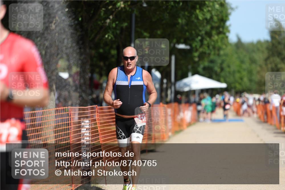 07.09.2025 - 19. Norderstedt Triathlon Michael Strokosch http://msf.ph/oto/8740765 07.09.2025 12:31:00 Laufen 710, 1300, 1320, 1372 meine-sportfotos.de