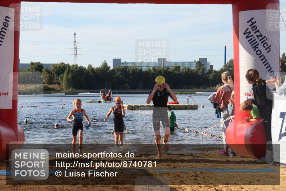 07.09.2025 - 19. Norderstedt Triathlon Luisa Fischer http://msf.ph/oto/8740781 07.09.2025 09:31:11 Schwimmen 555, 564, 608, 610 meine-sportfotos.de