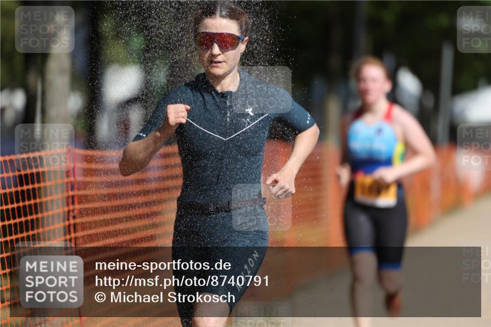 07.09.2025 - 19. Norderstedt Triathlon Michael Strokosch http://msf.ph/oto/8740791 07.09.2025 11:52:37 Laufen 1167, 1227, 1377 meine-sportfotos.de