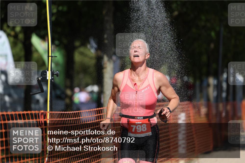 07.09.2025 - 19. Norderstedt Triathlon Michael Strokosch http://msf.ph/oto/8740792 07.09.2025 13:07:05 Laufen 183, 798 meine-sportfotos.de