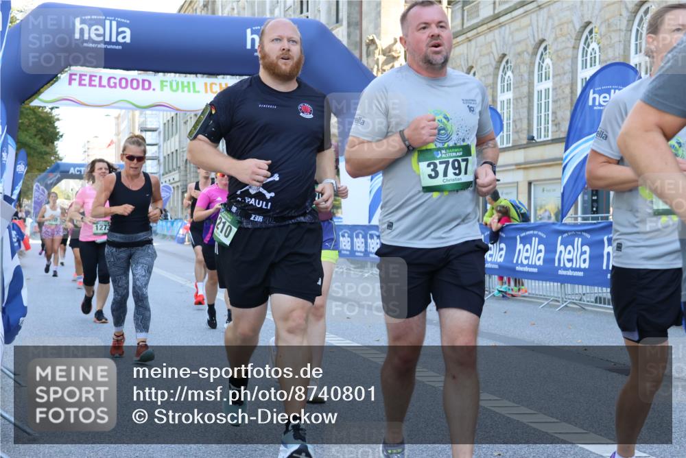 07.09.2025 - BARMER Alsterlauf Strokosch-Dieckow http://msf.ph/oto/8740801 07.09.2025 11:42:22 Ziel 1060, 1074, 1075, 1109, 1124, 1190, 1227, 1228, 1229, 2926, 2927, 8196, 8320, 8430, 8473 meine-sportfotos.de