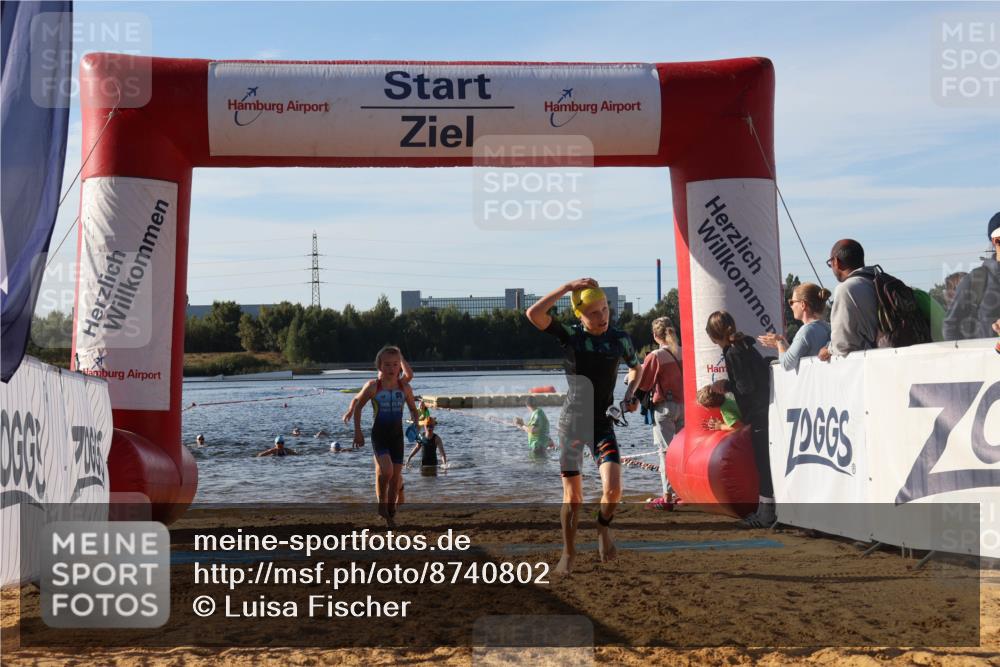 07.09.2025 - 19. Norderstedt Triathlon Luisa Fischer http://msf.ph/oto/8740802 07.09.2025 09:31:12 Schwimmen 555, 564, 608, 610 meine-sportfotos.de
