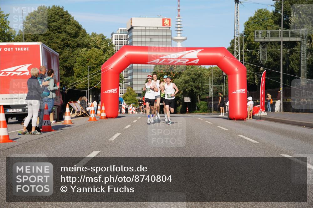 07.09.2025 - BARMER Alsterlauf Yannick Fuchs http://msf.ph/oto/8740804 07.09.2025 09:27:42 Laufen 1, 5396 meine-sportfotos.de