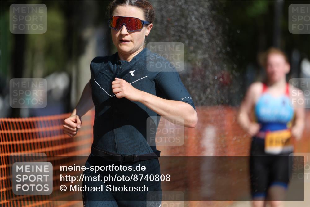 07.09.2025 - 19. Norderstedt Triathlon Michael Strokosch http://msf.ph/oto/8740808 07.09.2025 11:52:37 Laufen 1167, 1227, 1377 meine-sportfotos.de
