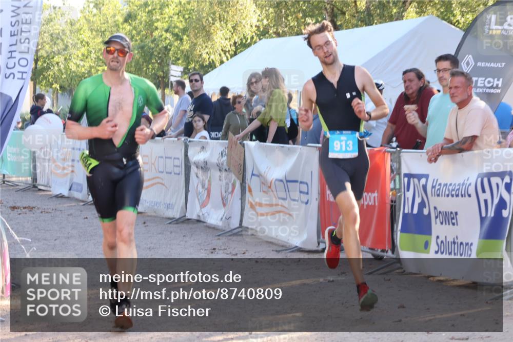 07.09.2025 - 19. Norderstedt Triathlon Luisa Fischer http://msf.ph/oto/8740809 07.09.2025 16:55:06 Ziel 913, 1494 meine-sportfotos.de