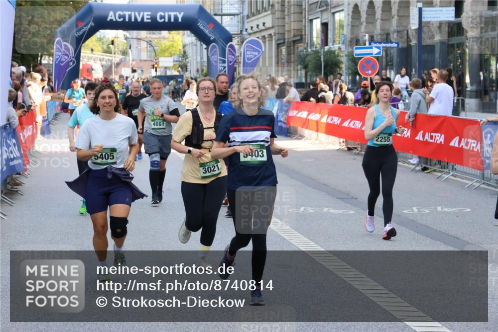 07.09.2025 - BARMER Alsterlauf Strokosch-Dieckow http://msf.ph/oto/8740814 07.09.2025 10:18:32 Ziel 2063, 2219, 2267, 2587, 2625, 3084, 3092, 3186, 3848, 3849, 4071, 4869, 6055 meine-sportfotos.de