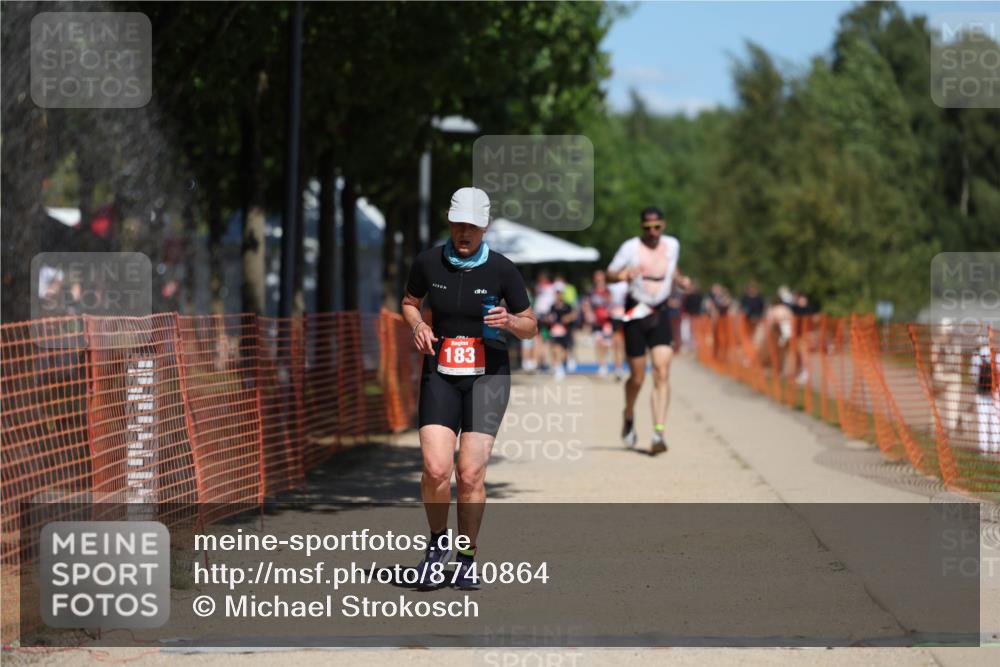 07.09.2025 - 19. Norderstedt Triathlon Michael Strokosch http://msf.ph/oto/8740864 07.09.2025 13:07:08 Laufen 183, 187, 798 meine-sportfotos.de