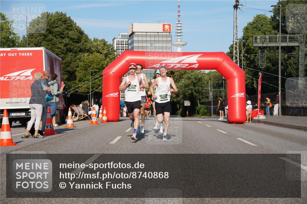07.09.2025 - BARMER Alsterlauf Yannick Fuchs http://msf.ph/oto/8740868 07.09.2025 09:27:44 Laufen 1, 5396, 5826 meine-sportfotos.de