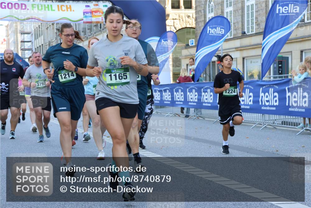 07.09.2025 - BARMER Alsterlauf Strokosch-Dieckow http://msf.ph/oto/8740879 07.09.2025 11:42:19 Ziel 1005, 1060, 1074, 1075, 1109, 1124, 1190, 1227, 1228, 1229, 2926, 2927, 8196, 8320, 8430, 8473 meine-sportfotos.de
