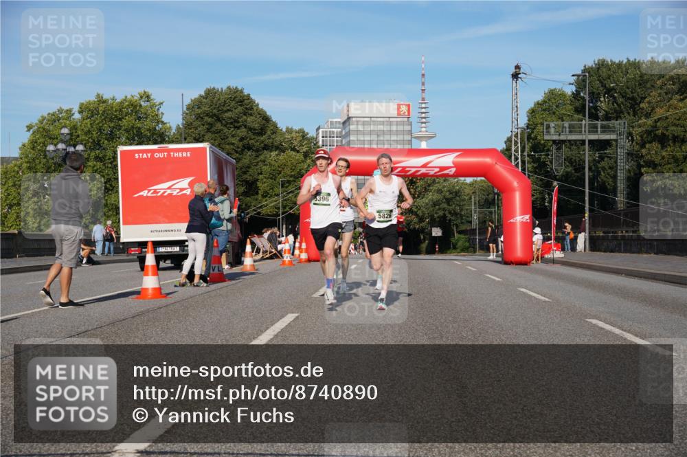07.09.2025 - BARMER Alsterlauf Yannick Fuchs http://msf.ph/oto/8740890 07.09.2025 09:27:44 Laufen 5396, 5826 meine-sportfotos.de