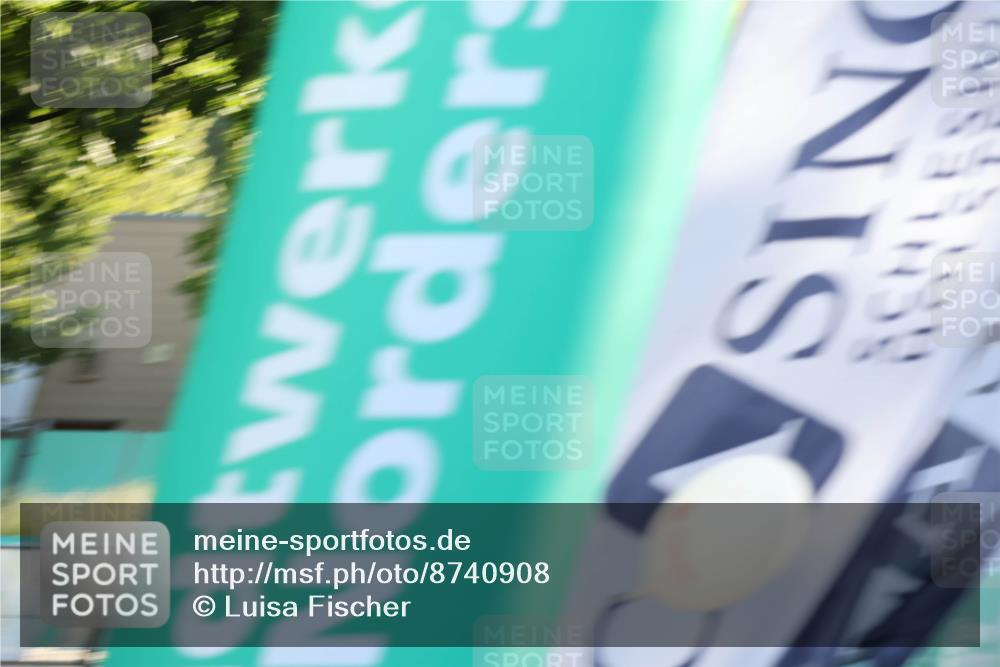 07.09.2025 - 19. Norderstedt Triathlon Luisa Fischer http://msf.ph/oto/8740908 07.09.2025 16:55:38 Ziel 1057, 1102 meine-sportfotos.de