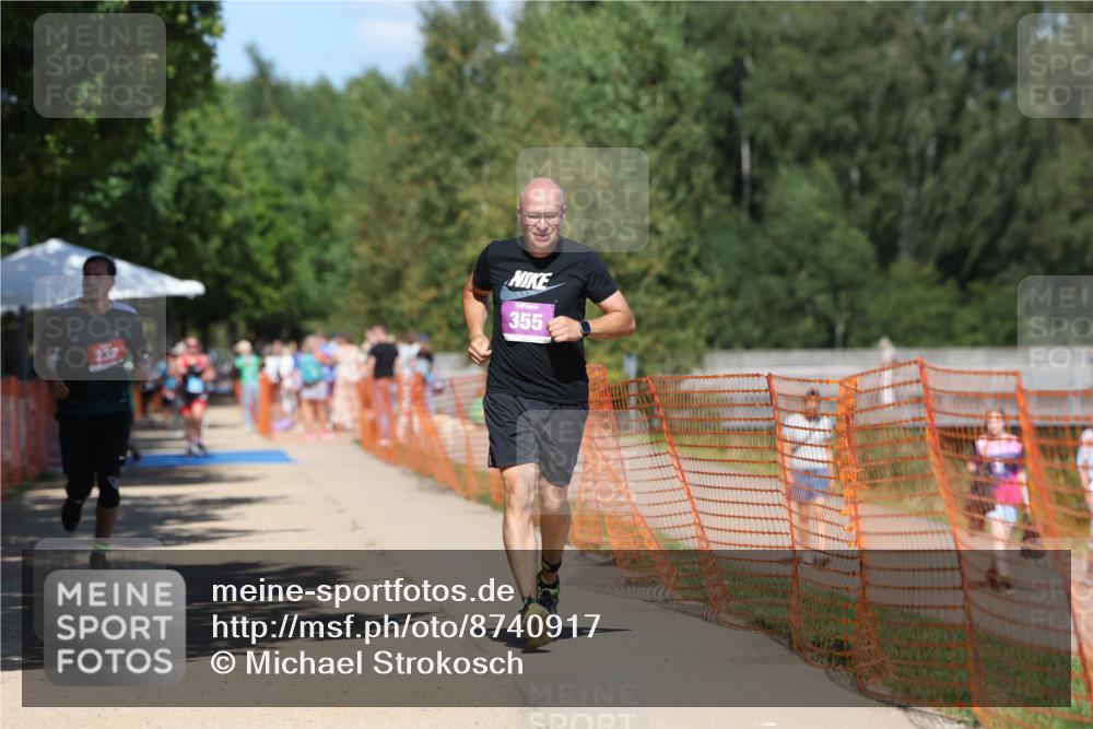07.09.2025 - 19. Norderstedt Triathlon Michael Strokosch http://msf.ph/oto/8740917 07.09.2025 13:49:57 Laufen 232, 353, 355 meine-sportfotos.de