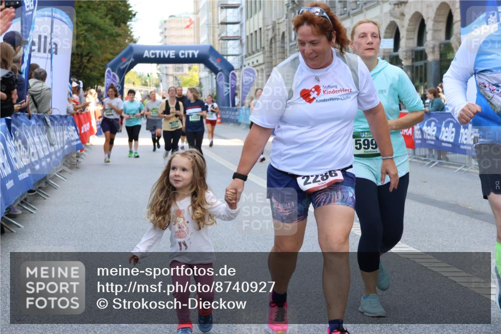 07.09.2025 - BARMER Alsterlauf Strokosch-Dieckow http://msf.ph/oto/8740927 07.09.2025 10:18:27 Ziel 2063, 2099, 2267, 2554, 2625, 3084, 3092, 3143, 3499, 3848, 3849, 4071, 4477, 4780, 4869, 8063 meine-sportfotos.de