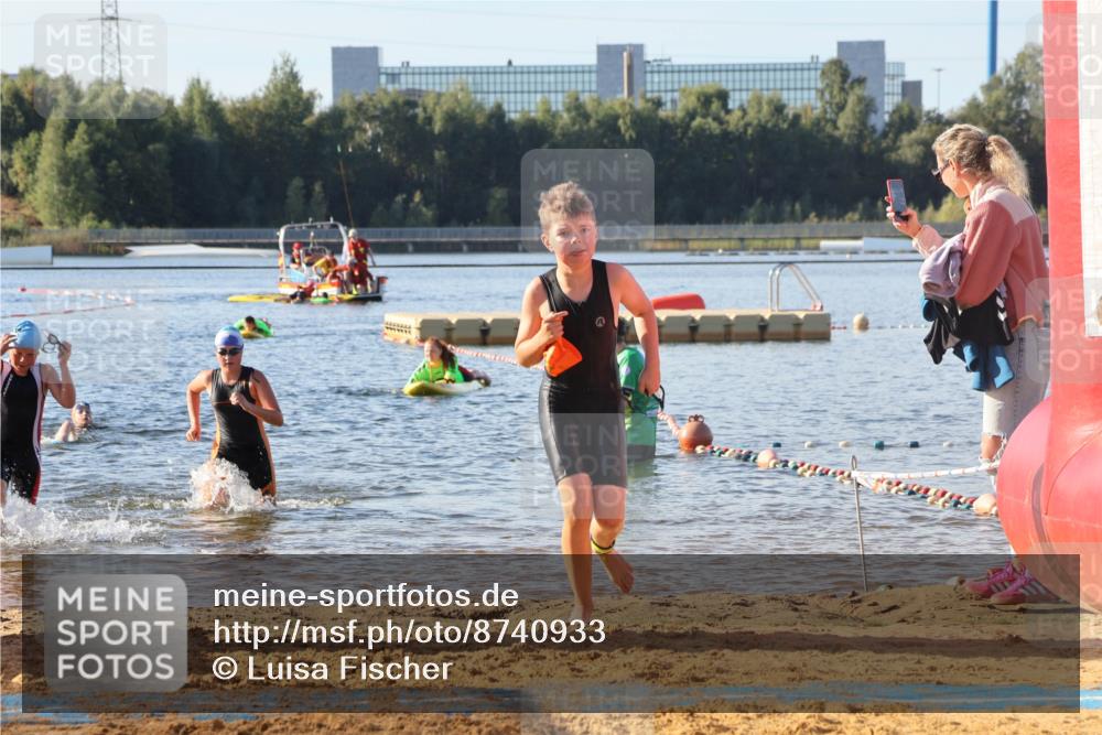 07.09.2025 - 19. Norderstedt Triathlon Luisa Fischer http://msf.ph/oto/8740933 07.09.2025 09:31:20 Schwimmen 555, 571, 574, 579, 608, 610, 632 meine-sportfotos.de