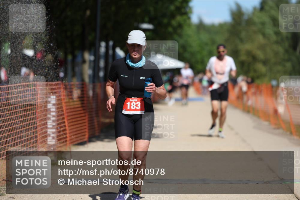 07.09.2025 - 19. Norderstedt Triathlon Michael Strokosch http://msf.ph/oto/8740978 07.09.2025 13:07:10 Laufen 183, 187 meine-sportfotos.de