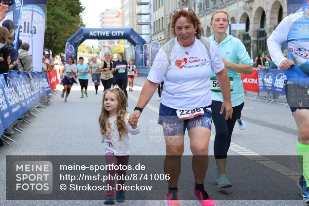 07.09.2025 - BARMER Alsterlauf Strokosch-Dieckow http://msf.ph/oto/8741006 07.09.2025 10:18:27 Ziel 2063, 2099, 2267, 2554, 2625, 3084, 3092, 3143, 3499, 3848, 3849, 4071, 4477, 4780, 4869, 8063 meine-sportfotos.de