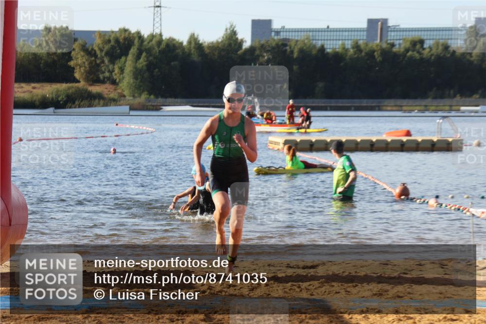 07.09.2025 - 19. Norderstedt Triathlon Luisa Fischer http://msf.ph/oto/8741035 07.09.2025 09:31:32 Schwimmen 560, 571, 574, 579, 581, 632 meine-sportfotos.de