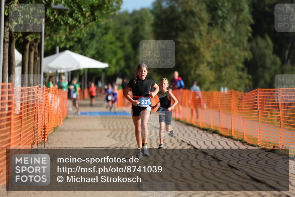 07.09.2025 - 19. Norderstedt Triathlon Michael Strokosch http://msf.ph/oto/8741039 07.09.2025 09:15:09 Laufen 23 meine-sportfotos.de
