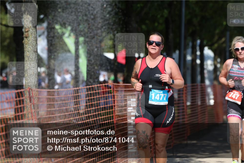 07.09.2025 - 19. Norderstedt Triathlon Michael Strokosch http://msf.ph/oto/8741044 07.09.2025 13:50:22 Laufen 160, 747, 1477 meine-sportfotos.de