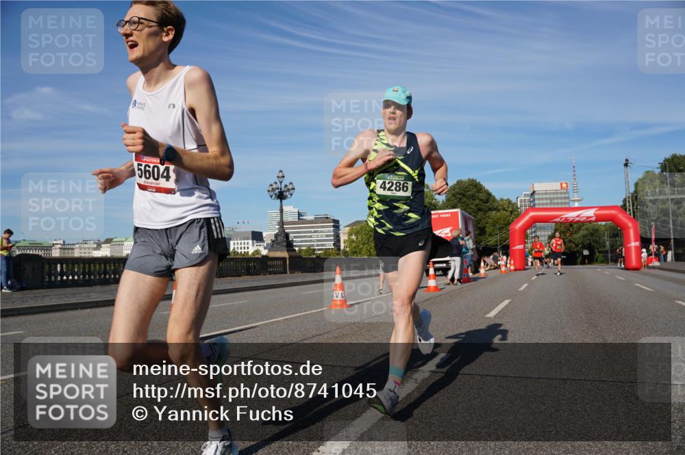 07.09.2025 - BARMER Alsterlauf Yannick Fuchs http://msf.ph/oto/8741045 07.09.2025 09:27:47 Laufen 5604, 4286 meine-sportfotos.de