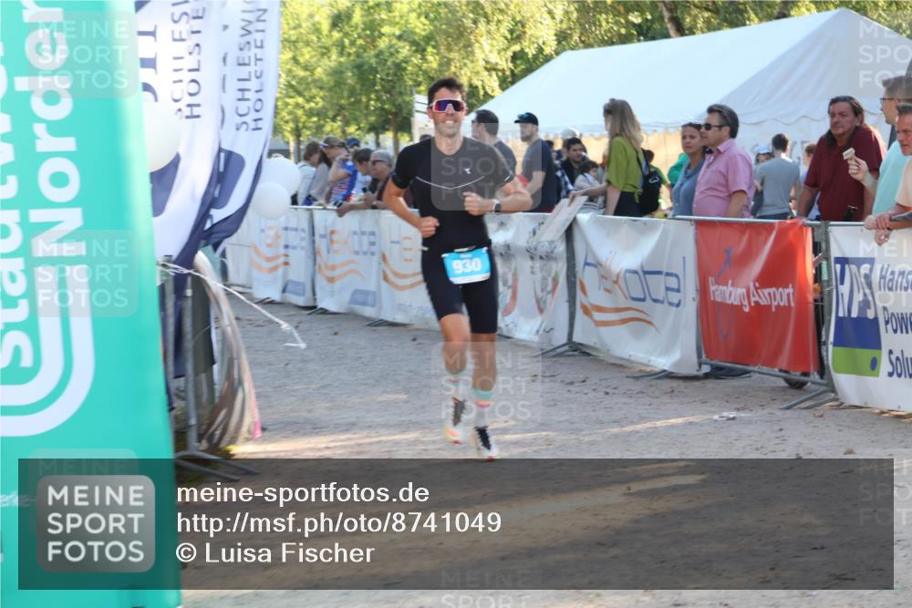 07.09.2025 - 19. Norderstedt Triathlon Luisa Fischer http://msf.ph/oto/8741049 07.09.2025 16:56:12 Ziel 930 meine-sportfotos.de