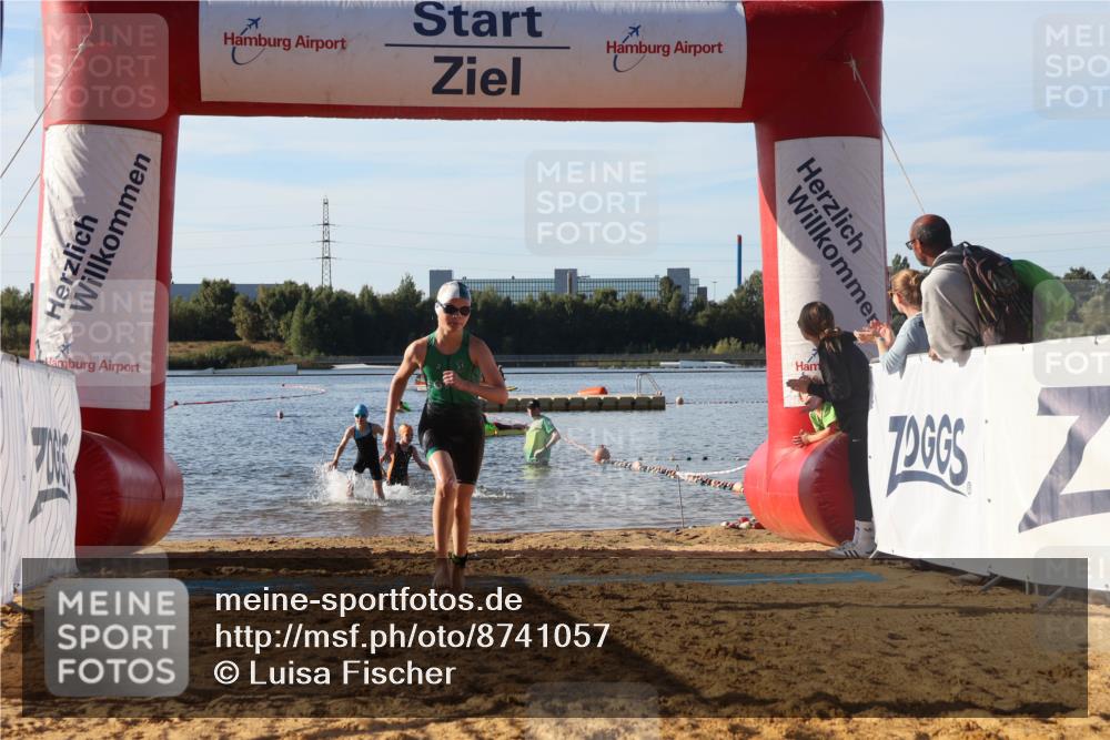 07.09.2025 - 19. Norderstedt Triathlon Luisa Fischer http://msf.ph/oto/8741057 07.09.2025 09:31:34 Schwimmen 560, 571, 574, 579, 581, 632 meine-sportfotos.de