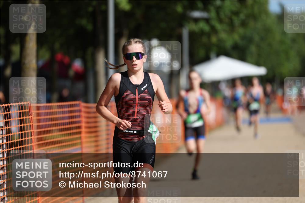 07.09.2025 - 19. Norderstedt Triathlon Michael Strokosch http://msf.ph/oto/8741067 07.09.2025 10:56:13 Laufen 70, 114, 682 meine-sportfotos.de