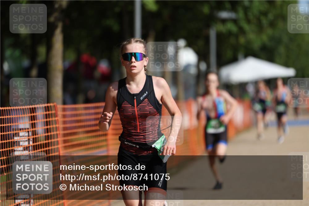 07.09.2025 - 19. Norderstedt Triathlon Michael Strokosch http://msf.ph/oto/8741075 07.09.2025 10:56:13 Laufen 70, 114, 682 meine-sportfotos.de