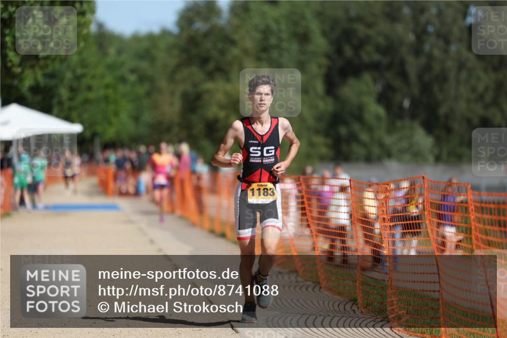 07.09.2025 - 19. Norderstedt Triathlon Michael Strokosch http://msf.ph/oto/8741088 07.09.2025 11:53:03 Laufen 1183 meine-sportfotos.de