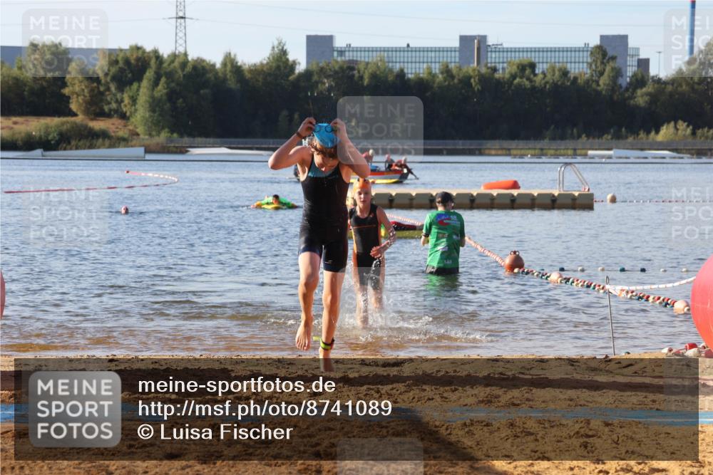 07.09.2025 - 19. Norderstedt Triathlon Luisa Fischer http://msf.ph/oto/8741089 07.09.2025 09:31:38 Schwimmen 560, 579, 581, 626, 632 meine-sportfotos.de