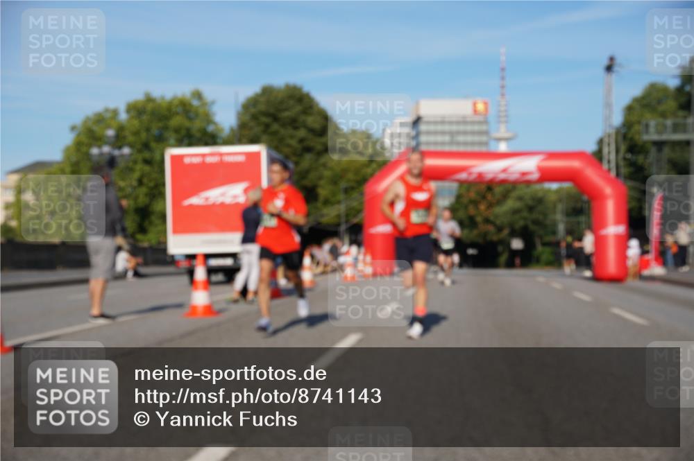 07.09.2025 - BARMER Alsterlauf Yannick Fuchs http://msf.ph/oto/8741143 07.09.2025 09:27:50 Laufen  meine-sportfotos.de