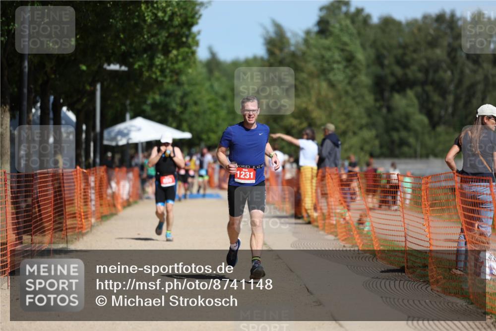 07.09.2025 - 19. Norderstedt Triathlon Michael Strokosch http://msf.ph/oto/8741148 07.09.2025 12:31:27 Laufen 850, 1231, 1361 meine-sportfotos.de