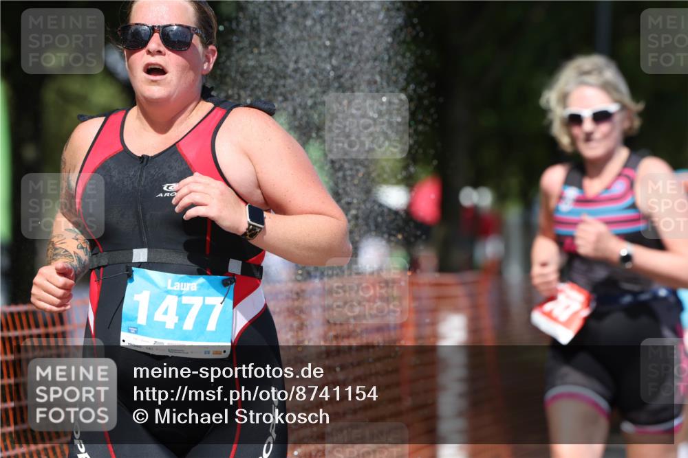 07.09.2025 - 19. Norderstedt Triathlon Michael Strokosch http://msf.ph/oto/8741154 07.09.2025 13:50:24 Laufen 160, 747, 1477 meine-sportfotos.de