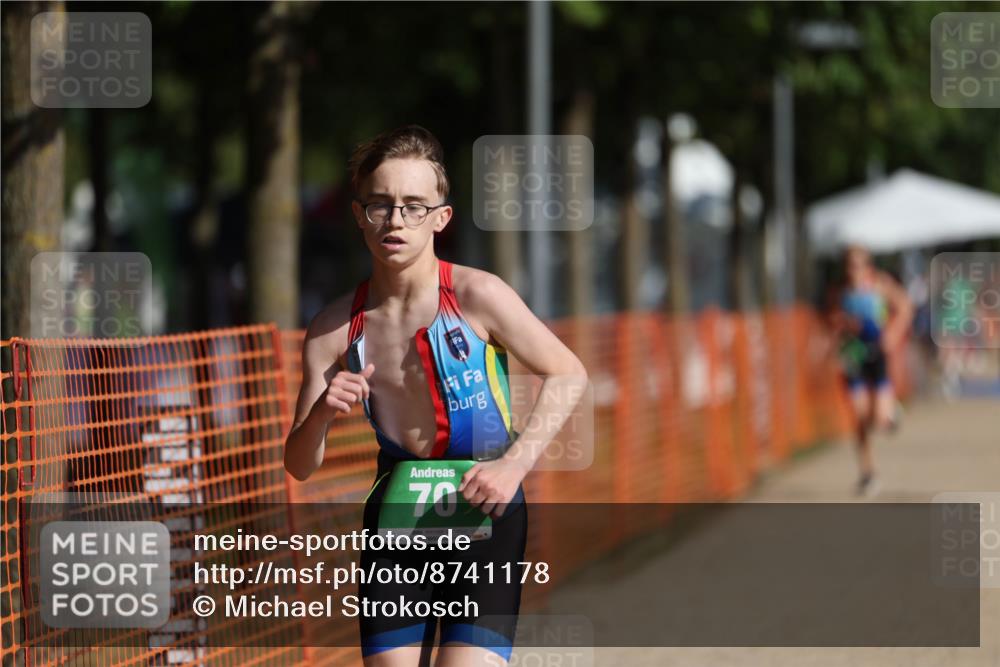 07.09.2025 - 19. Norderstedt Triathlon Michael Strokosch http://msf.ph/oto/8741178 07.09.2025 10:56:16 Laufen 70, 76, 102, 682 meine-sportfotos.de
