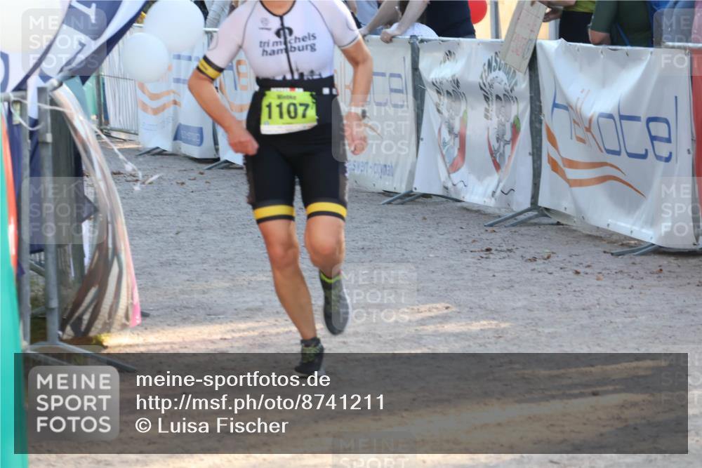 07.09.2025 - 19. Norderstedt Triathlon Luisa Fischer http://msf.ph/oto/8741211 07.09.2025 16:56:49 Ziel 1107 meine-sportfotos.de