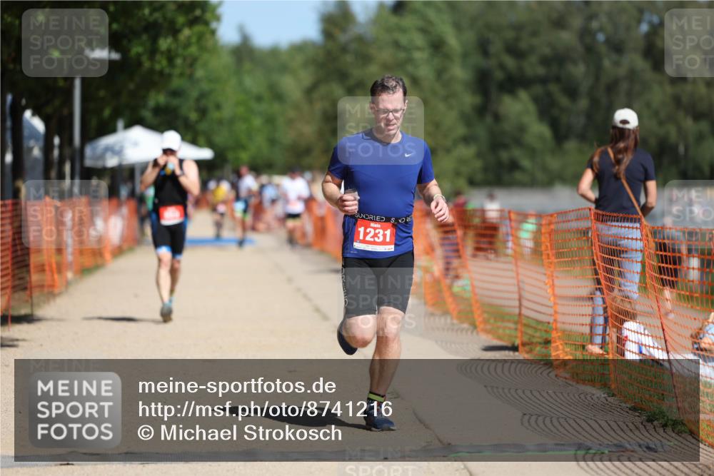 07.09.2025 - 19. Norderstedt Triathlon Michael Strokosch http://msf.ph/oto/8741216 07.09.2025 12:31:28 Laufen 850, 1231, 1361 meine-sportfotos.de
