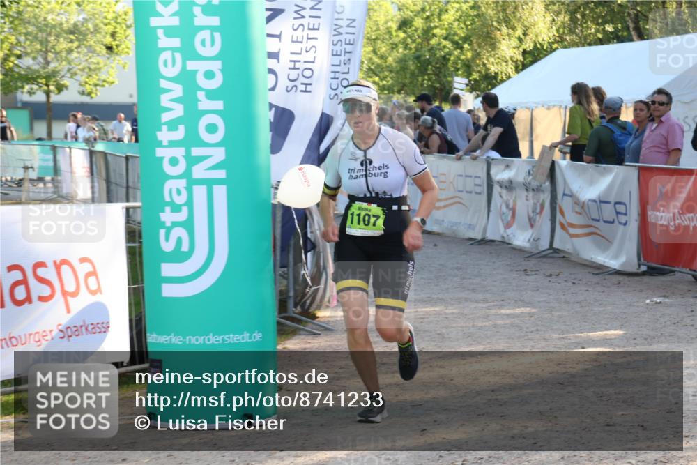 07.09.2025 - 19. Norderstedt Triathlon Luisa Fischer http://msf.ph/oto/8741233 07.09.2025 16:56:51 Ziel 1107 meine-sportfotos.de