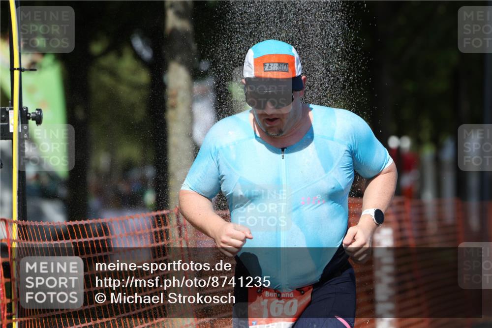 07.09.2025 - 19. Norderstedt Triathlon Michael Strokosch http://msf.ph/oto/8741235 07.09.2025 13:50:27 Laufen 160, 235, 747, 1477 meine-sportfotos.de