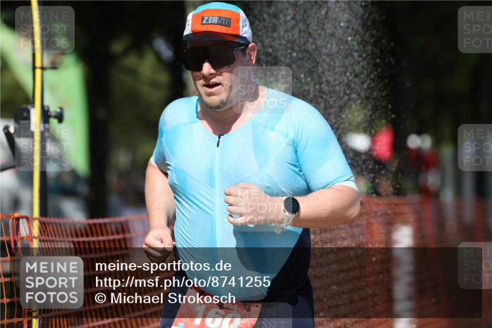 07.09.2025 - 19. Norderstedt Triathlon Michael Strokosch http://msf.ph/oto/8741255 07.09.2025 13:50:28 Laufen 160, 235, 747 meine-sportfotos.de