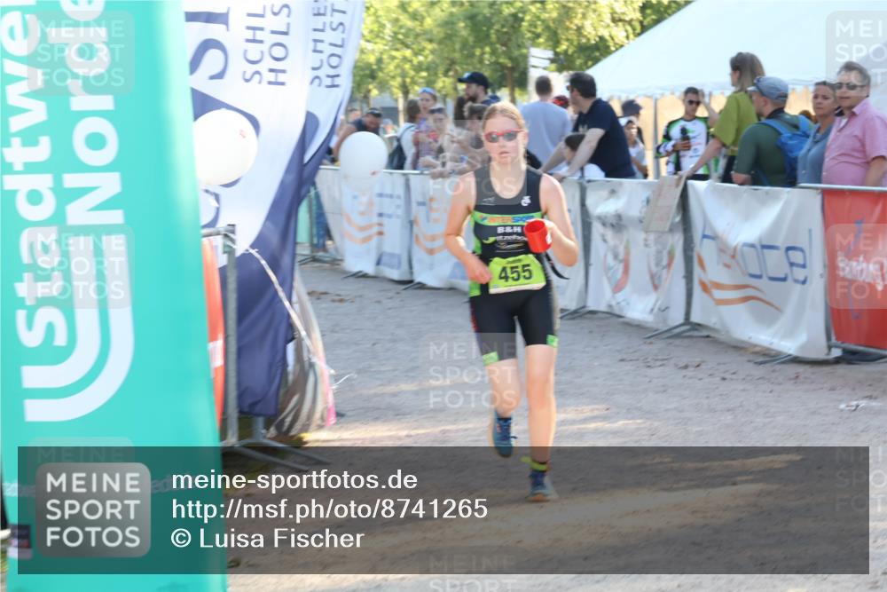 07.09.2025 - 19. Norderstedt Triathlon Luisa Fischer http://msf.ph/oto/8741265 07.09.2025 16:57:04 Ziel 455 meine-sportfotos.de