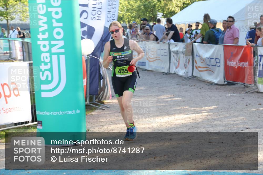 07.09.2025 - 19. Norderstedt Triathlon Luisa Fischer http://msf.ph/oto/8741287 07.09.2025 16:57:06 Ziel 455 meine-sportfotos.de