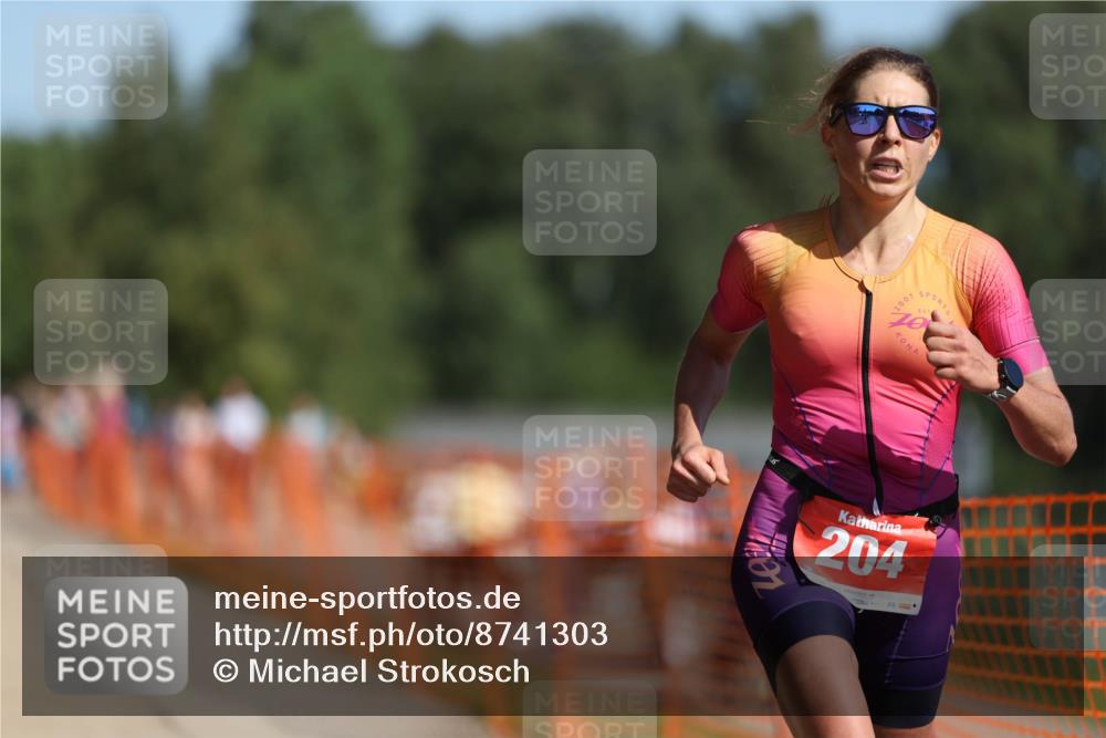 07.09.2025 - 19. Norderstedt Triathlon Michael Strokosch http://msf.ph/oto/8741303 07.09.2025 11:53:14 Laufen 204, 1174, 1203 meine-sportfotos.de