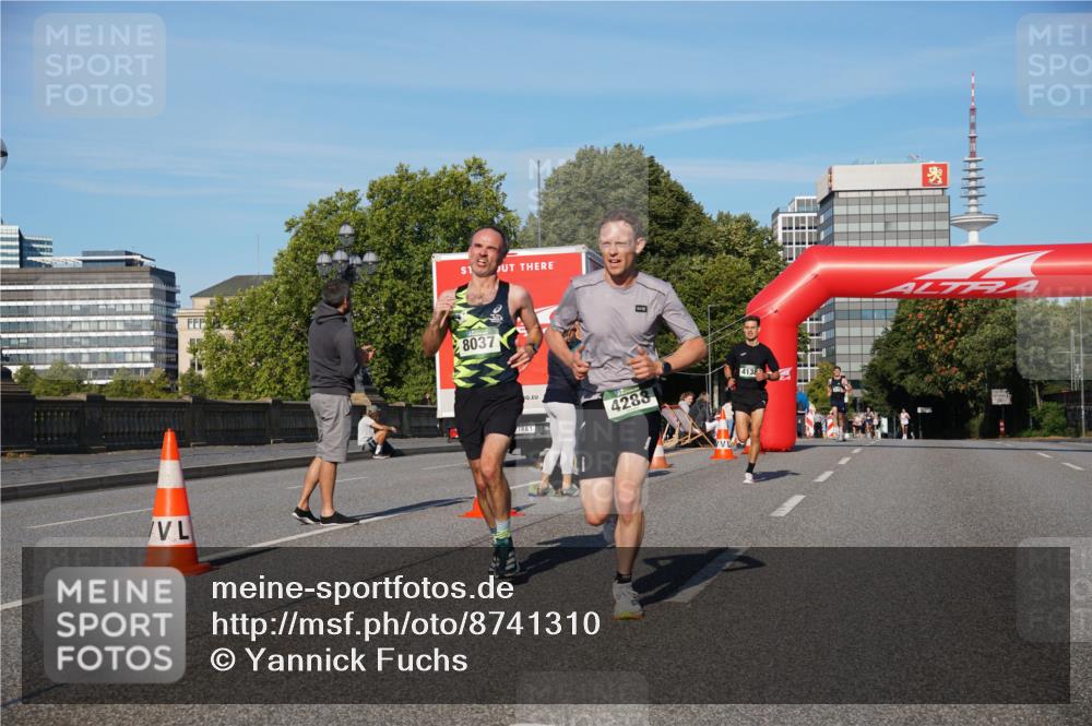 07.09.2025 - BARMER Alsterlauf Yannick Fuchs http://msf.ph/oto/8741310 07.09.2025 09:27:53 Laufen 1, 8037, 1, 4288, 4138 meine-sportfotos.de