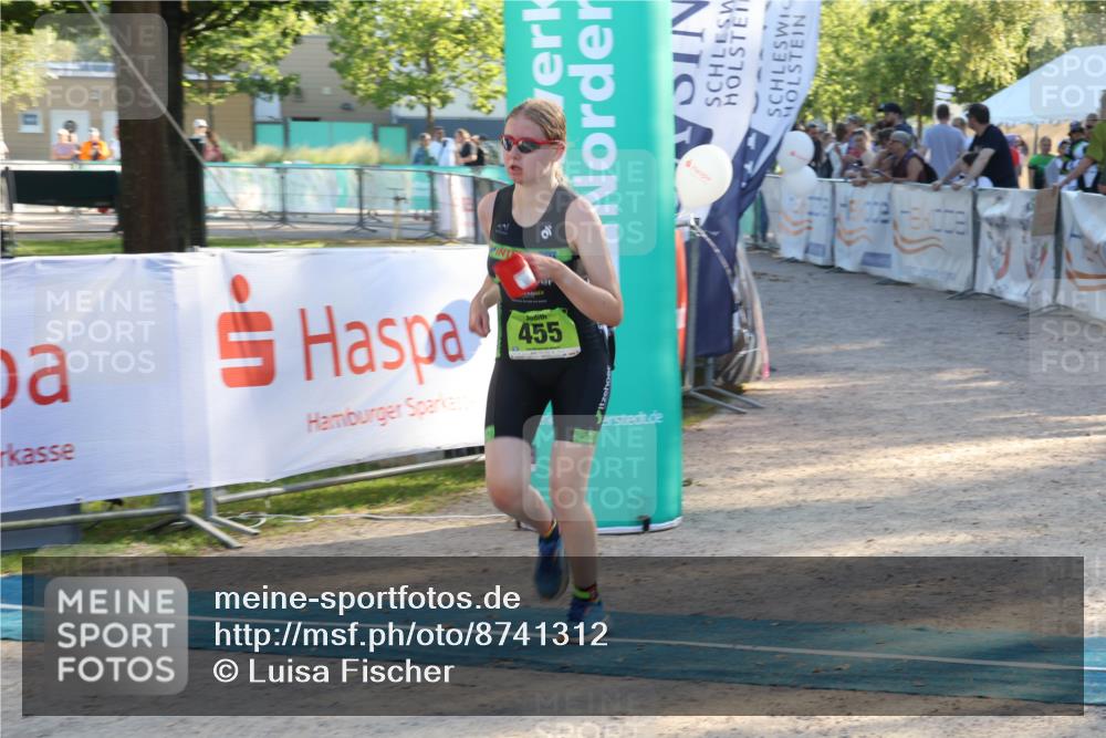 07.09.2025 - 19. Norderstedt Triathlon Luisa Fischer http://msf.ph/oto/8741312 07.09.2025 16:57:07 Ziel 455 meine-sportfotos.de
