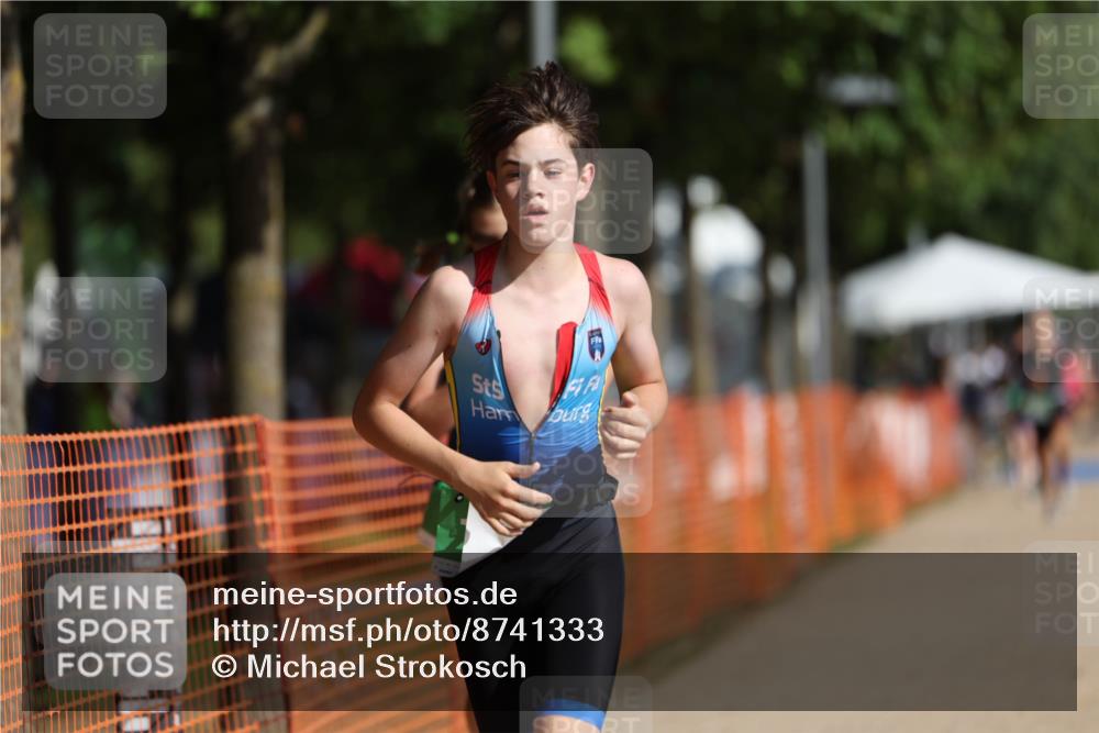 07.09.2025 - 19. Norderstedt Triathlon Michael Strokosch http://msf.ph/oto/8741333 07.09.2025 10:56:21 Laufen 70, 76, 102 meine-sportfotos.de