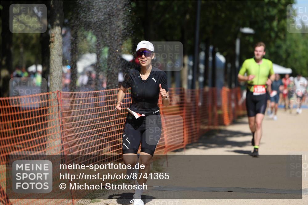 07.09.2025 - 19. Norderstedt Triathlon Michael Strokosch http://msf.ph/oto/8741365 07.09.2025 13:07:28 Laufen 718, 732, 1384 meine-sportfotos.de