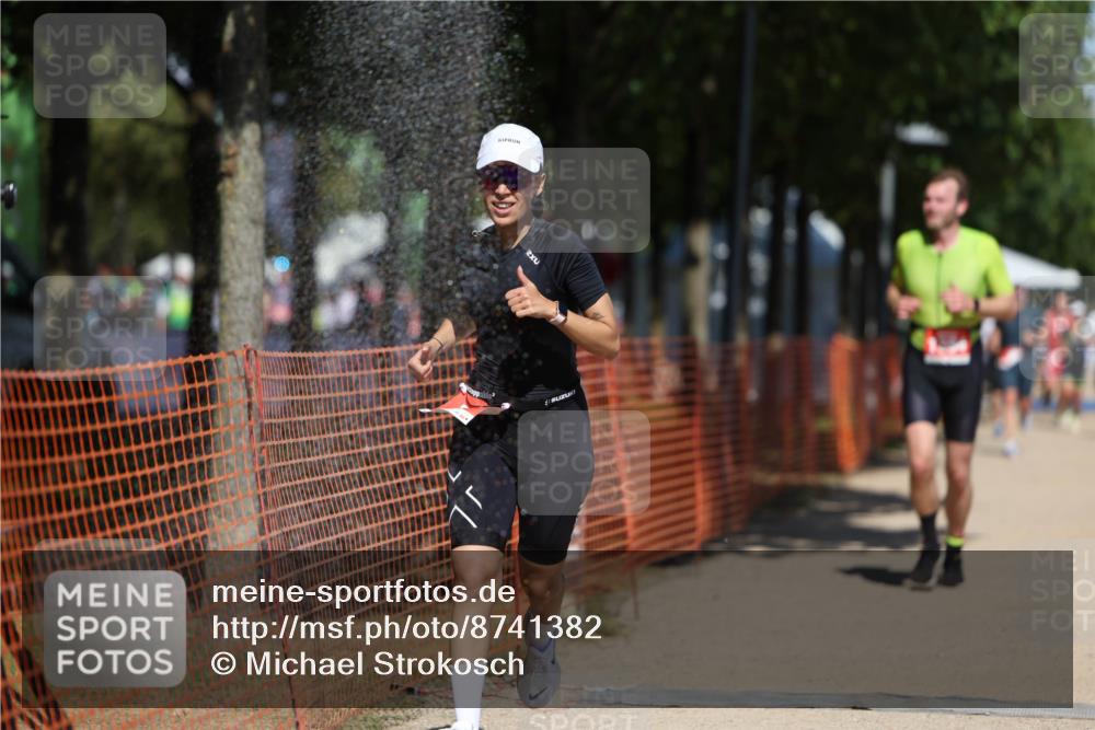 07.09.2025 - 19. Norderstedt Triathlon Michael Strokosch http://msf.ph/oto/8741382 07.09.2025 13:07:29 Laufen 718, 788, 1384 meine-sportfotos.de