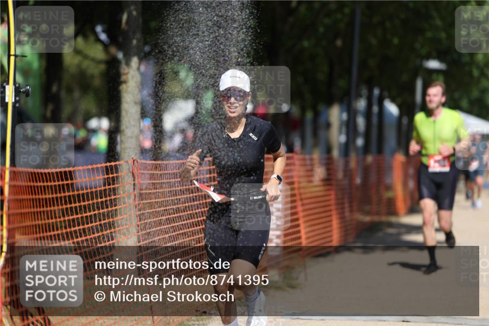 07.09.2025 - 19. Norderstedt Triathlon Michael Strokosch http://msf.ph/oto/8741395 07.09.2025 13:07:29 Laufen 718, 788, 1384 meine-sportfotos.de