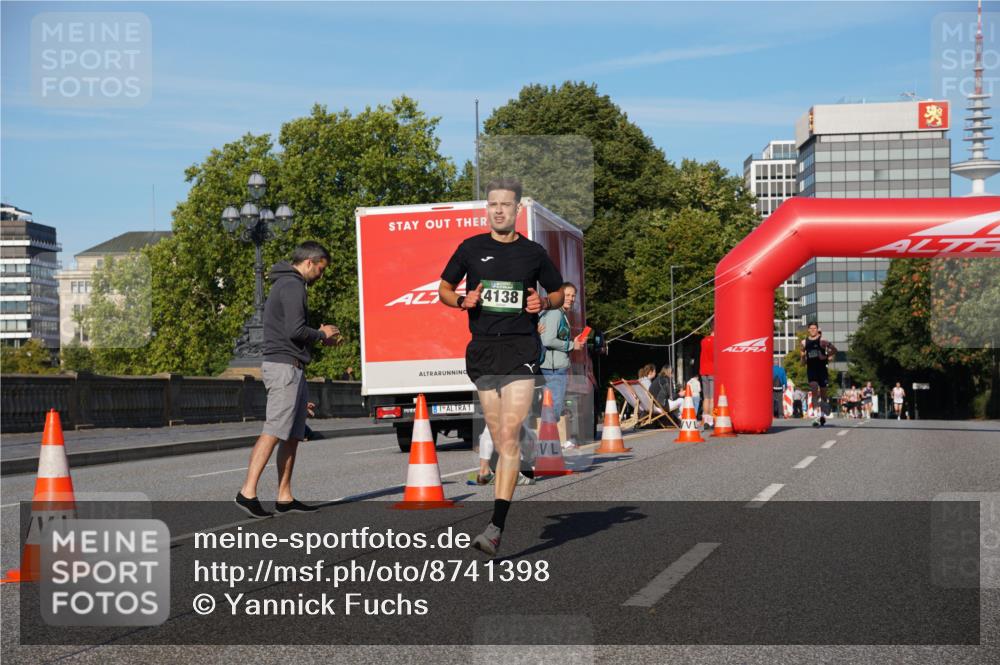 07.09.2025 - BARMER Alsterlauf Yannick Fuchs http://msf.ph/oto/8741398 07.09.2025 09:27:55 Laufen 4138, 1, 1973 meine-sportfotos.de